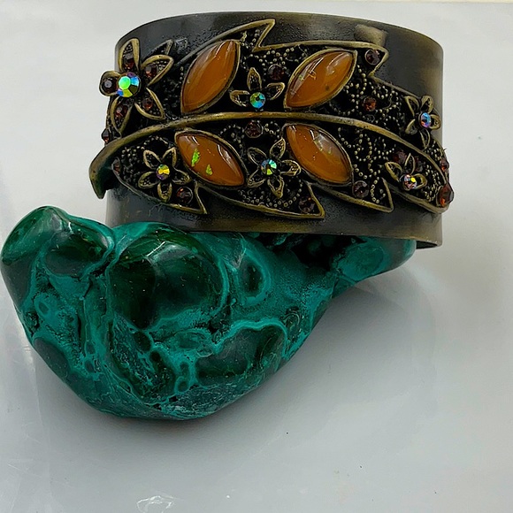 Jewelry - 6 1/2” Bronze Bracelet Brass Leaf Adorned W/Aurora Borealis Sparkling Crystals